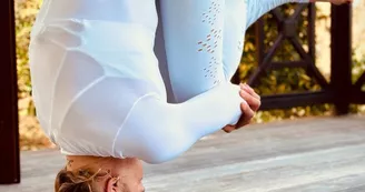 Maria Zavarina Yoga aérien